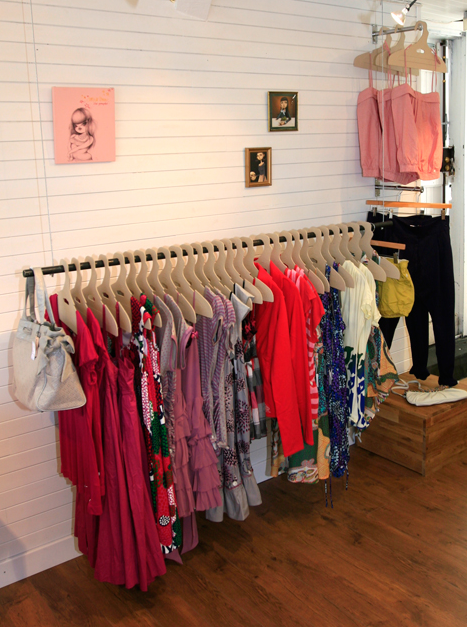 girl-shop-anglet